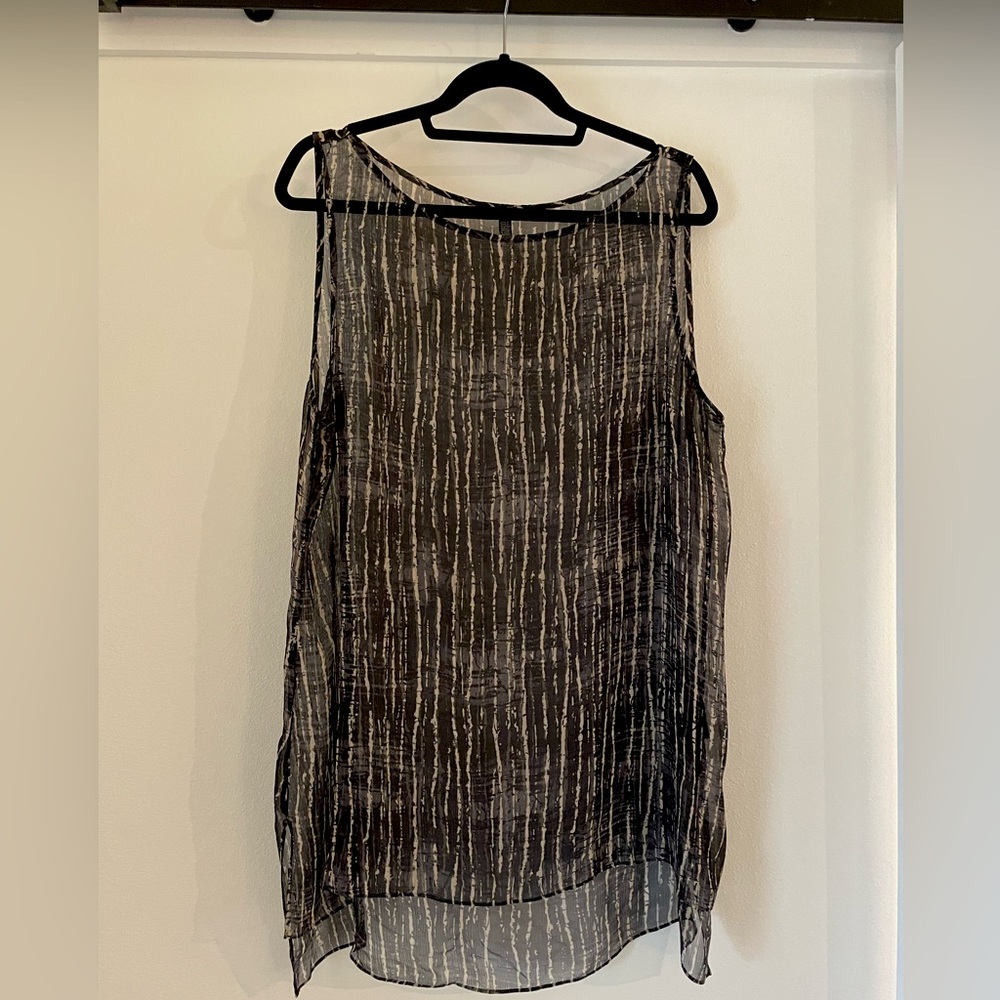 Eileen Fisher 100% silk shell